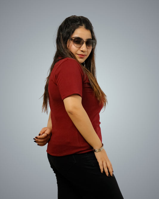Maroon Regular Fit Tshirt For Women